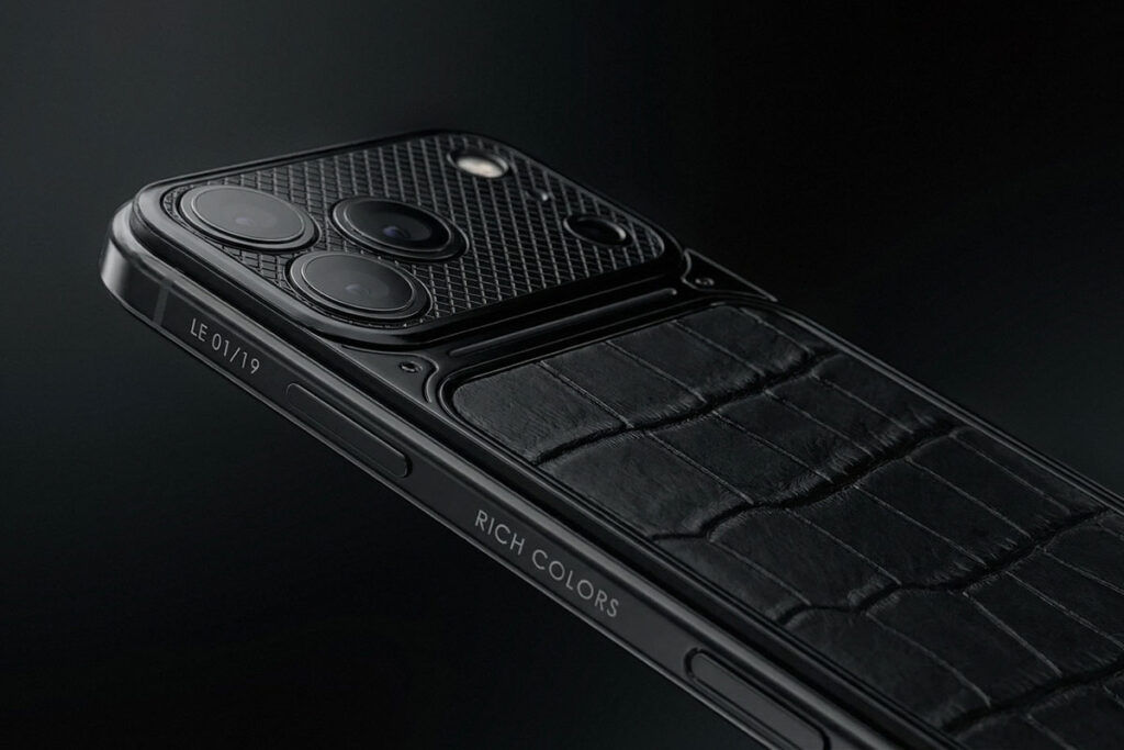 Caviar iPhone 17 Pro Max Black Edition