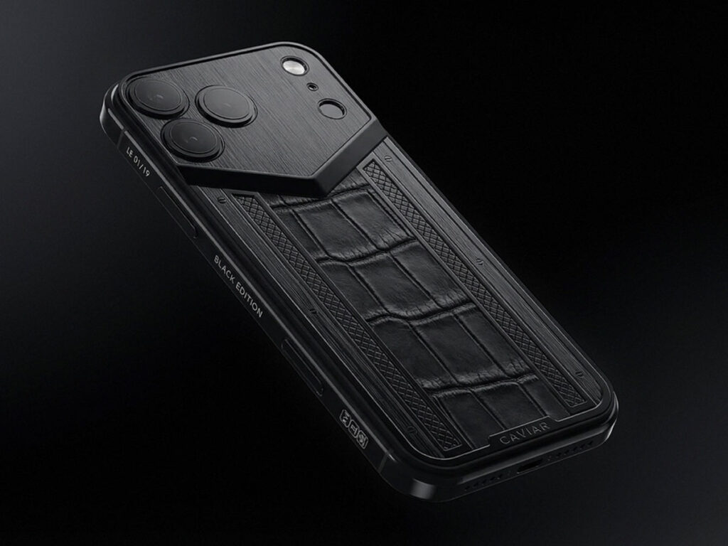 Caviar iPhone 17 Pro Max Black Edition