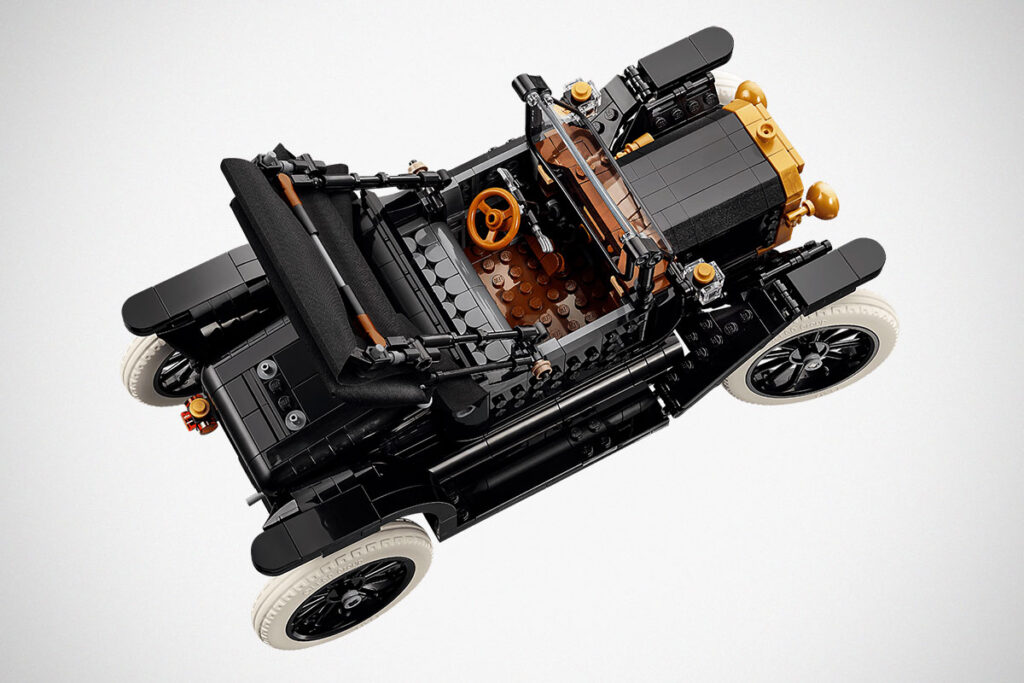 LEGO Icons Ford Model T (11376) Building Set