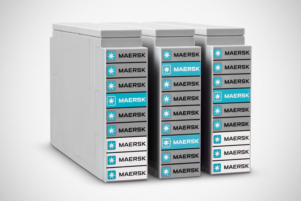 LEGO Maersk Dual-Fuel Container Vessel 40955