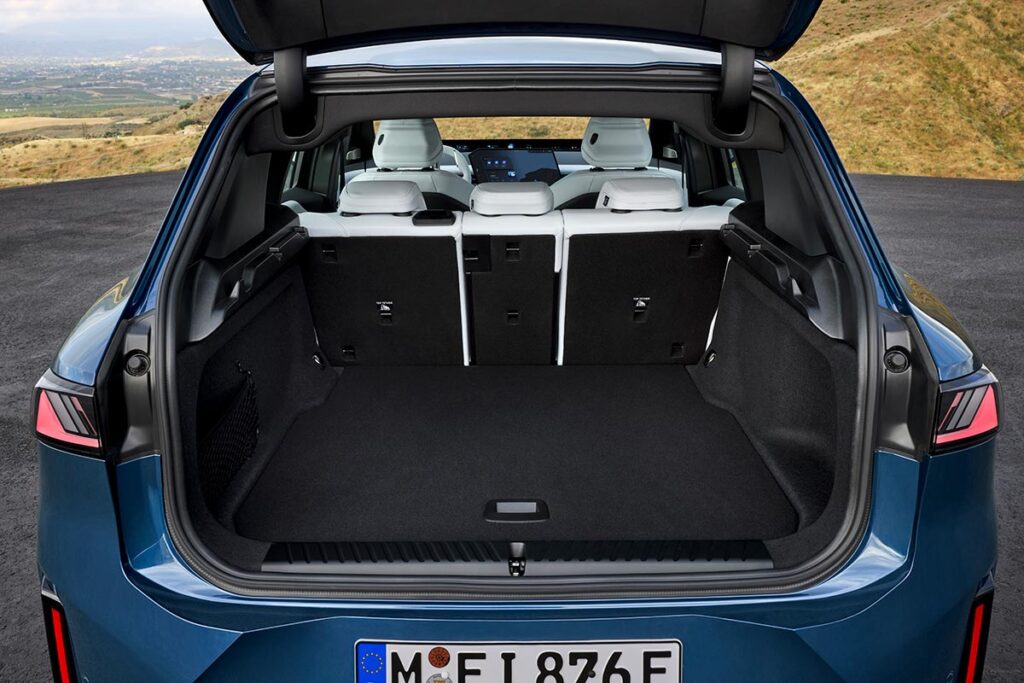 2026 BMW iX3 electric SAV Neue Klasse platform
