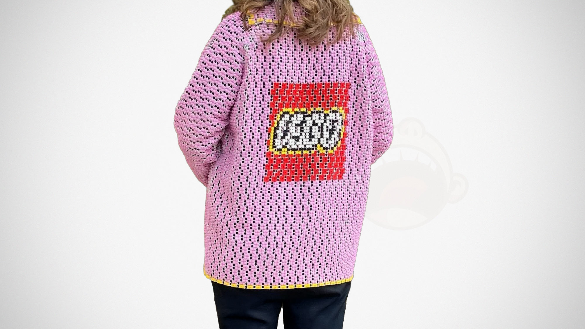Custom wearable LEGO jacket made from 19000 LEGO pieces created by MOC builder arty_builds