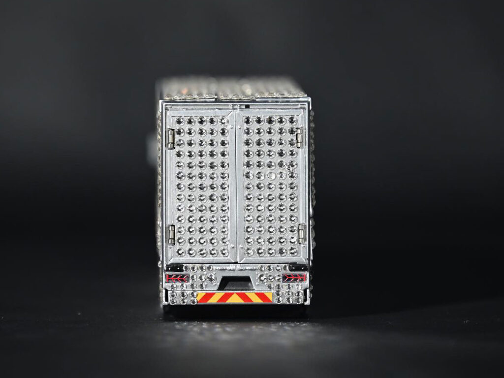 GCD DAD 1/64 Mitsubishi Fuso transporter model covered with Swarovski crystals limited edition die-cast truck