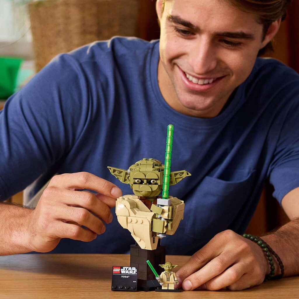 LEGO Star Wars Yoda Bust (75438)