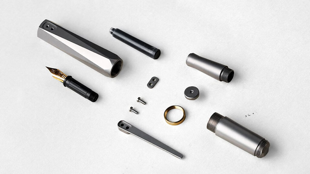 Lumink Titanium Fountain Pen's Parts