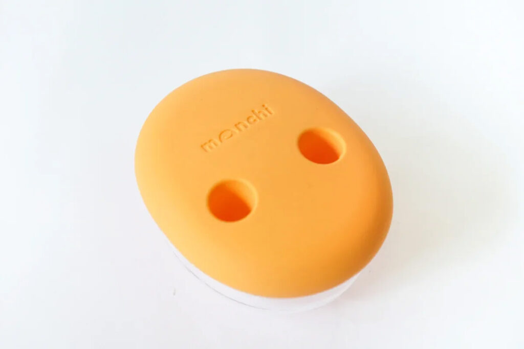 Monchi snack box with silicone finger gloves lid designed for contactless mess-free snacking