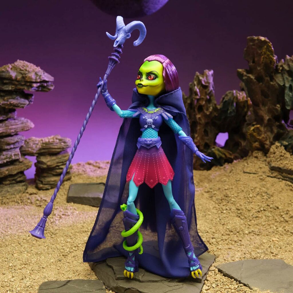 Monster High Skullector Skeletor Doll Masters of the Universe crossover fashion figure with Havoc Staff