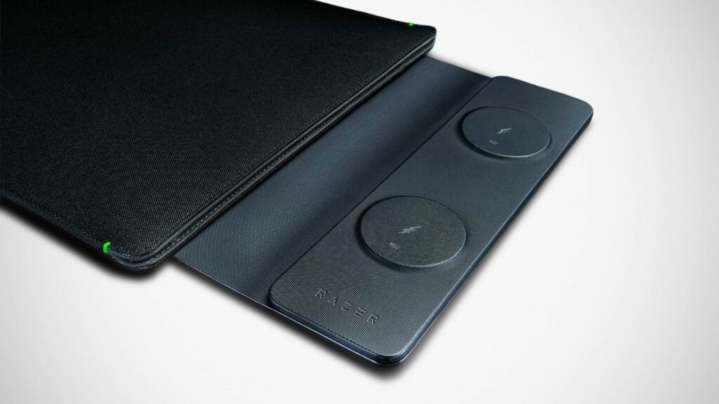 Razer Laptop Sleeve with Wireless Charging