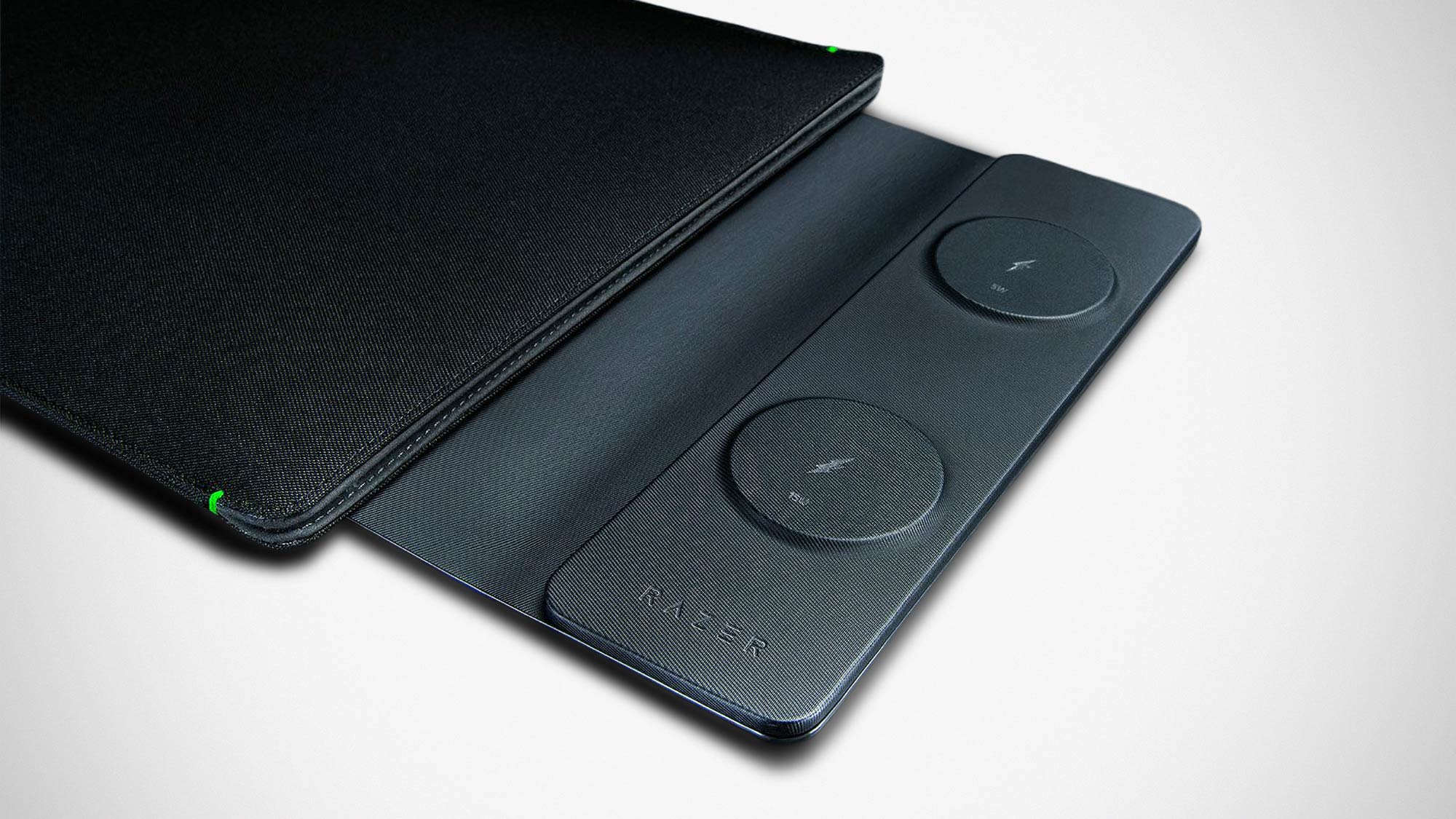 Razer Laptop Sleeve with Wireless Charging