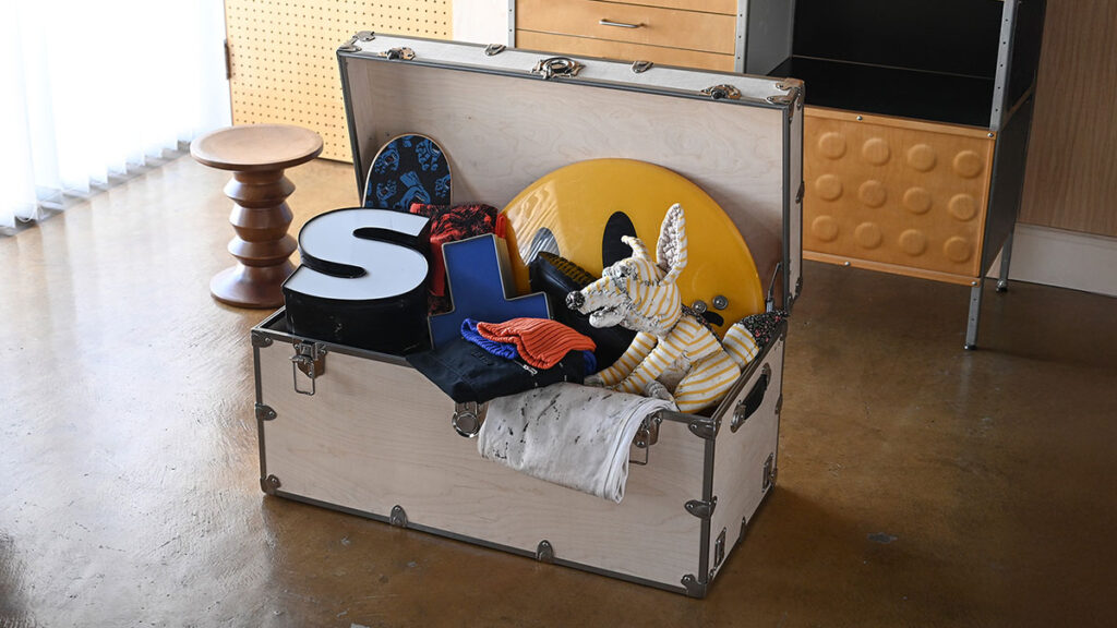 Japan-exclusive Rhino Record Box Trunk