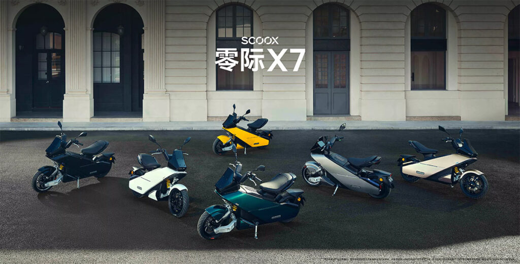 SCOOX X7 Series electric scooter with futuristic Land Airship design and triple-lens headlight module