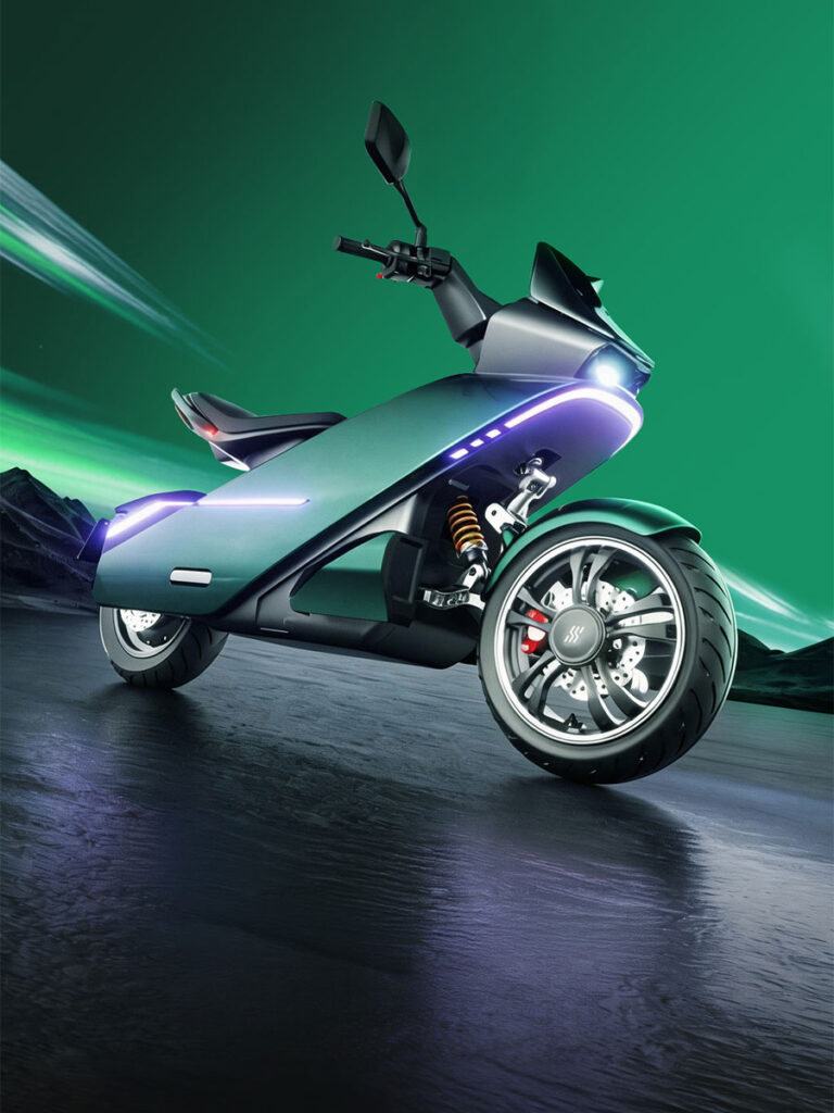 SCOOX X7 Series electric scooter with futuristic Land Airship design and triple-lens headlight module