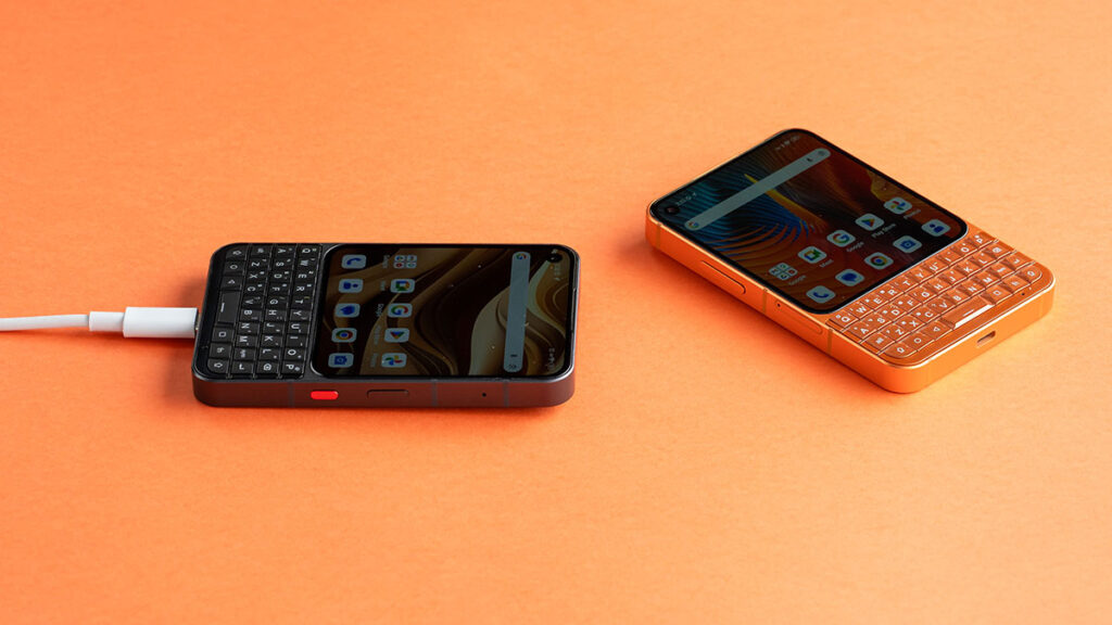 Unihertz Titan 2 Elite QWERTY keyboard smartphone with AMOLED display and physical keyboard