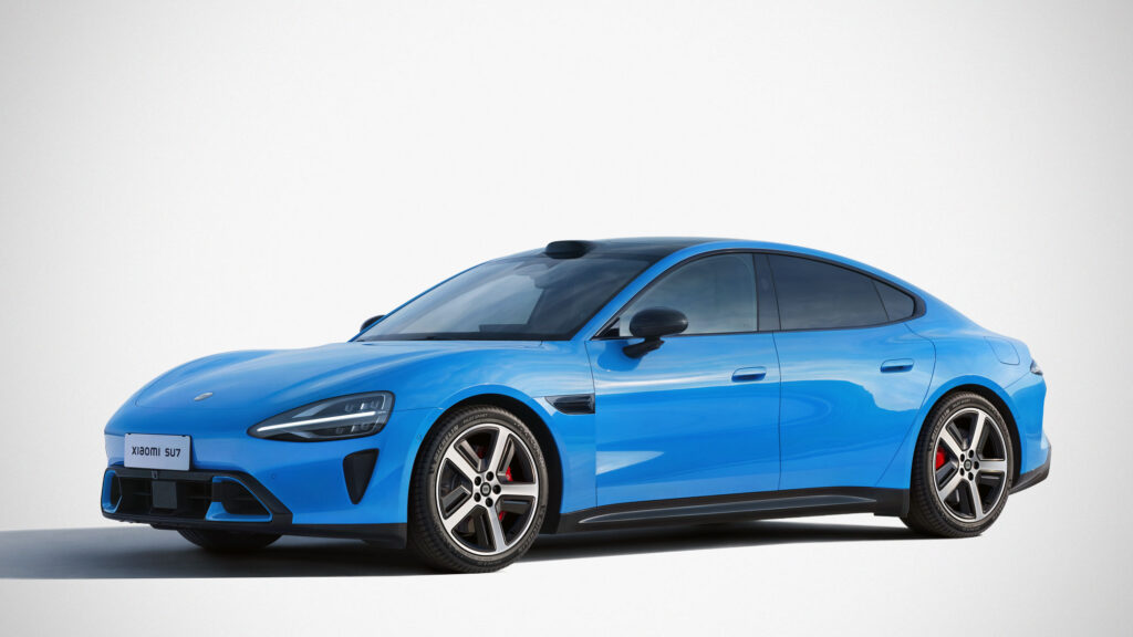 2026 Xiaomi New-Generation SU7 electric sedan with updated front radar and LiDAR standard across lineup