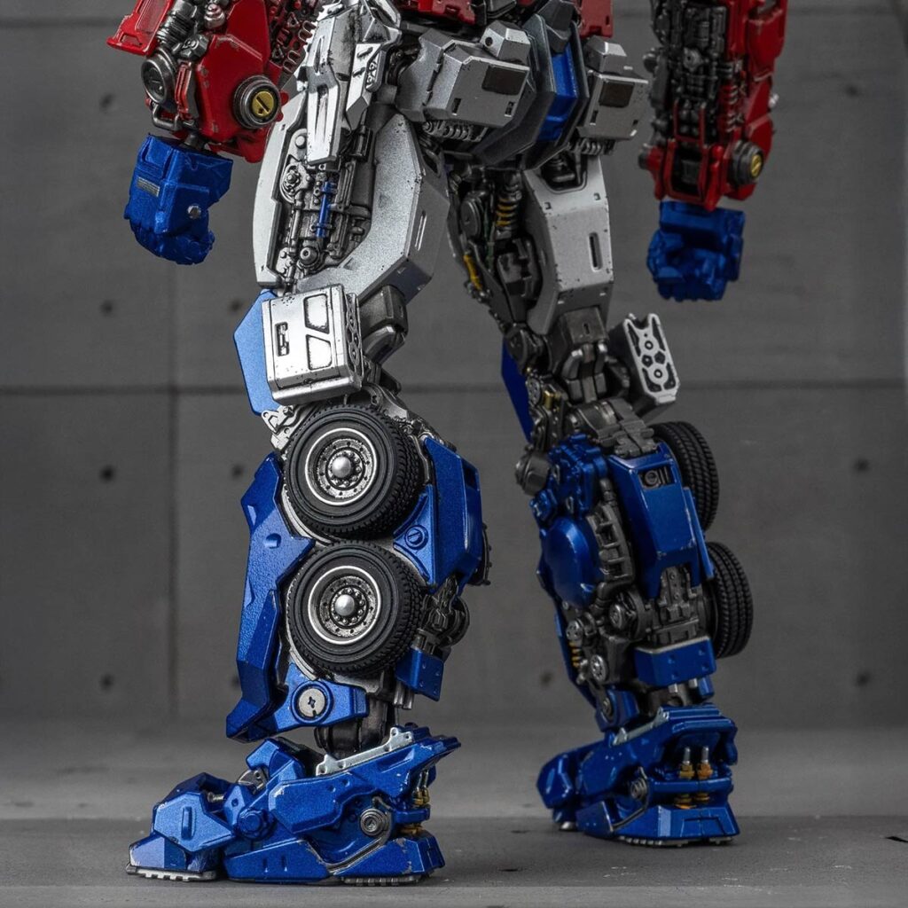 Yolopark AMK Pro Bumblebee movie Optimus Prime 20 cm model kit with Ion Blaster and Energon Axe