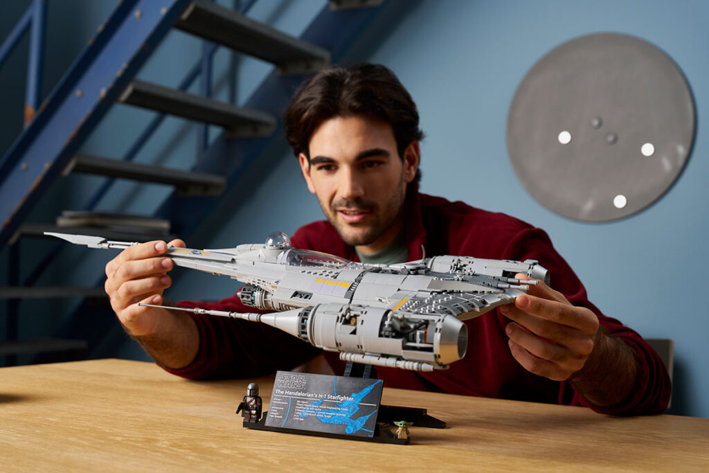 LEGO Star Wars UCS The Mandalorian’s N-1 Starfighter display model with Grogu figure