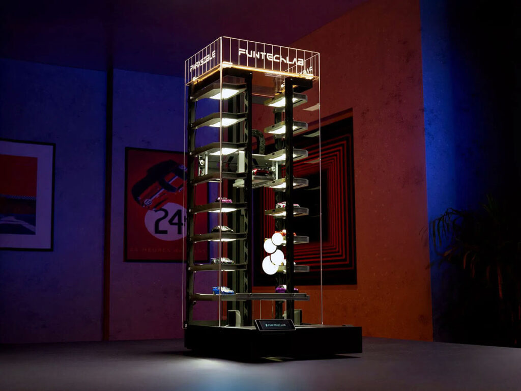 Parksible Smart Garage for Model Cars