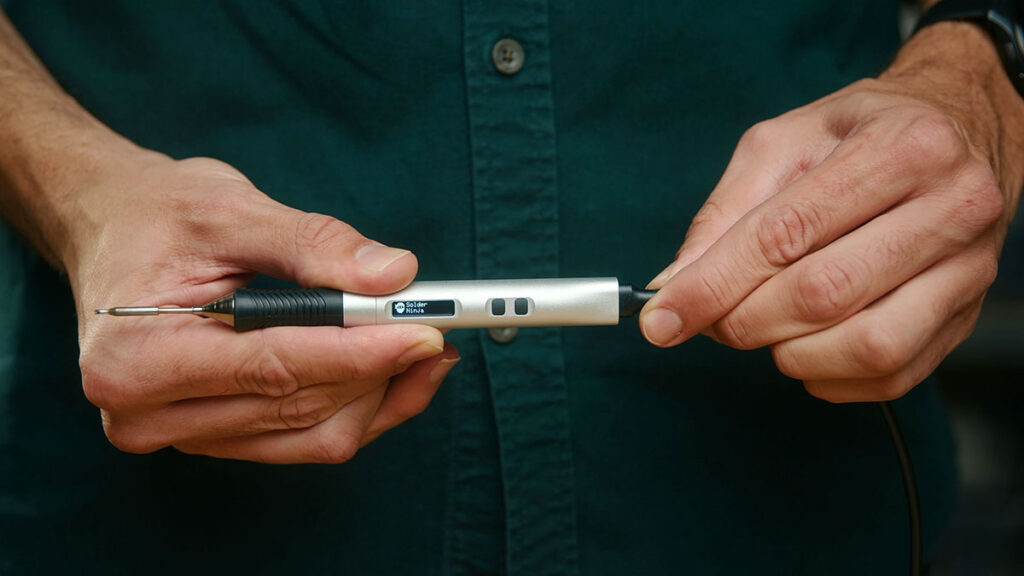 Solder Ninja Pen USB-powered Soldering Iron