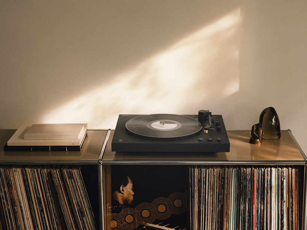 Sony PS-LX5BT Full Auto Playback Premium Turntable With Bluetooth Connectivity