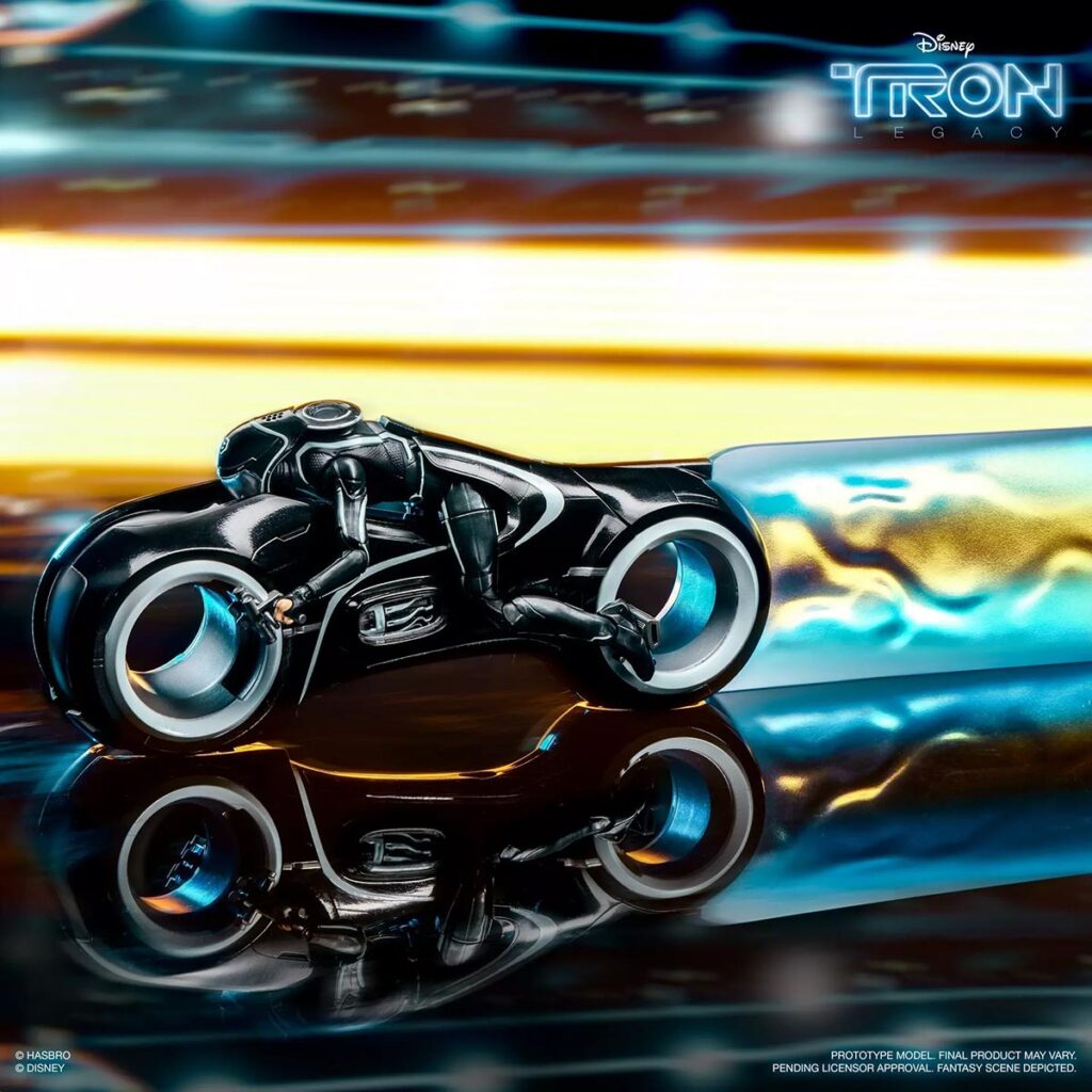 Hasbro Reveals Tron: Legacy Light Cycle Power Pack and Identity