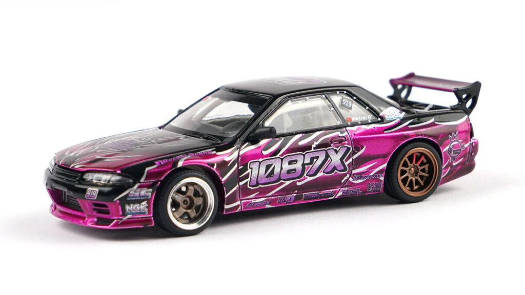 XCARTOYS PANDEM R32