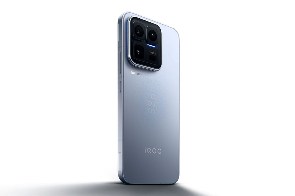 iQOO 15 Ultra Smartphone