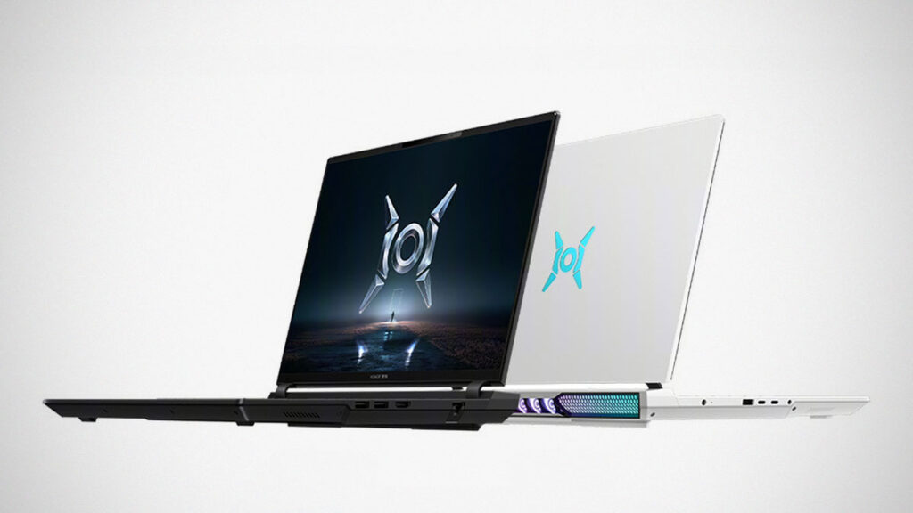 Honor WIN Gaming Laptop H9 with dual fans and jet-style rear cooling exhaust design