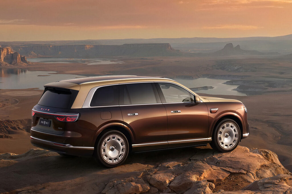 Huawei AITO M9 Luxury SUV