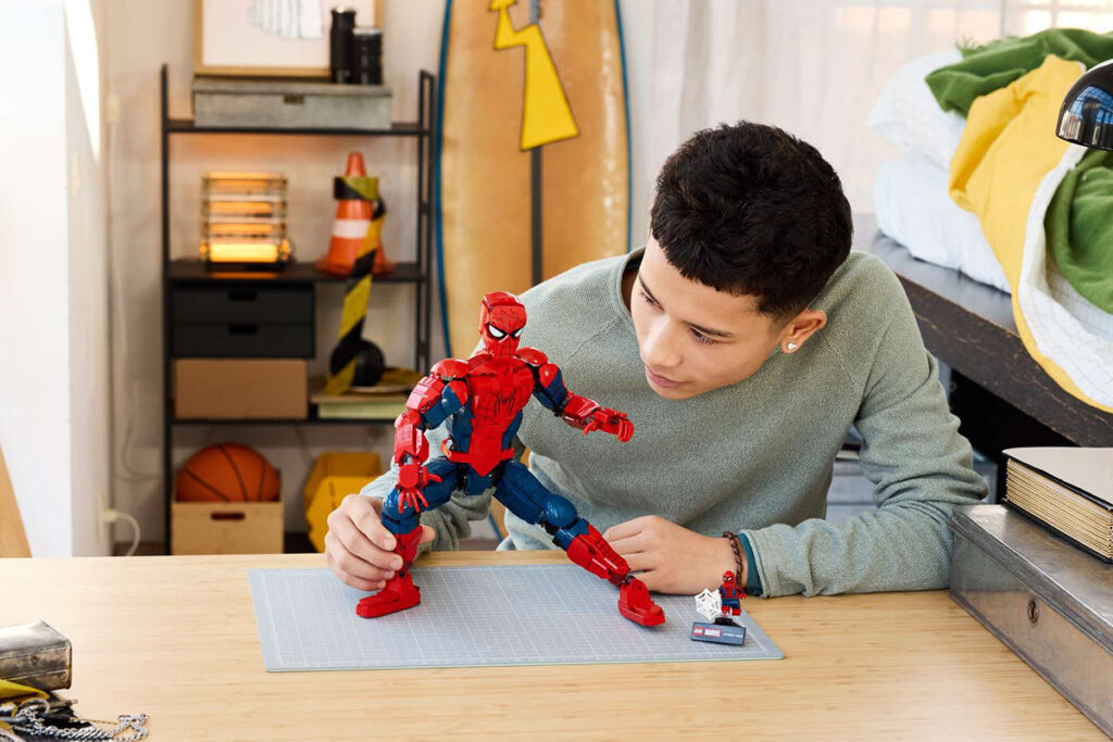 LEGO Marvel Spider-Man Hero Figure (76346)