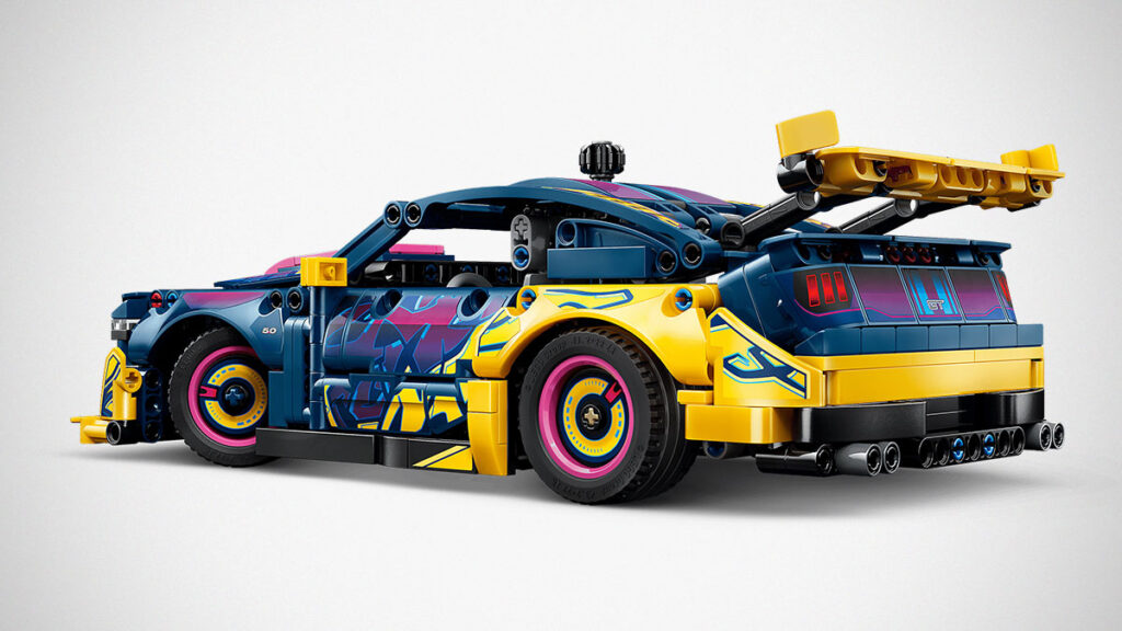 LEGO Technic Custom Garage Ford Mustang GT Car (42236)