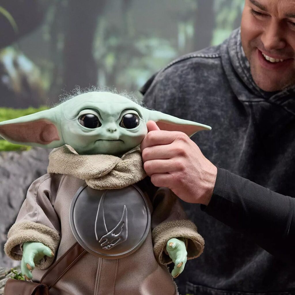 Star Wars Ultimate Grogu Animatronic Figure