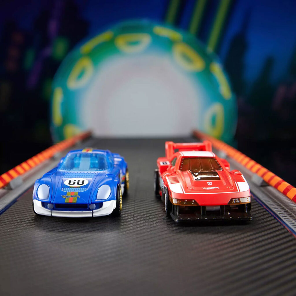 Transformers Collaborative Hot Wheels x Transformers El Segundo Coupe and GT-Scorcher
