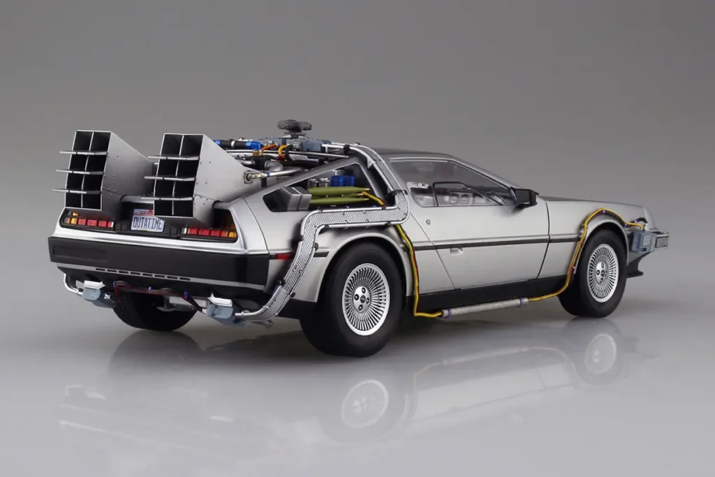 Aoshima BTTF I Time Machine Model Kit with Figure