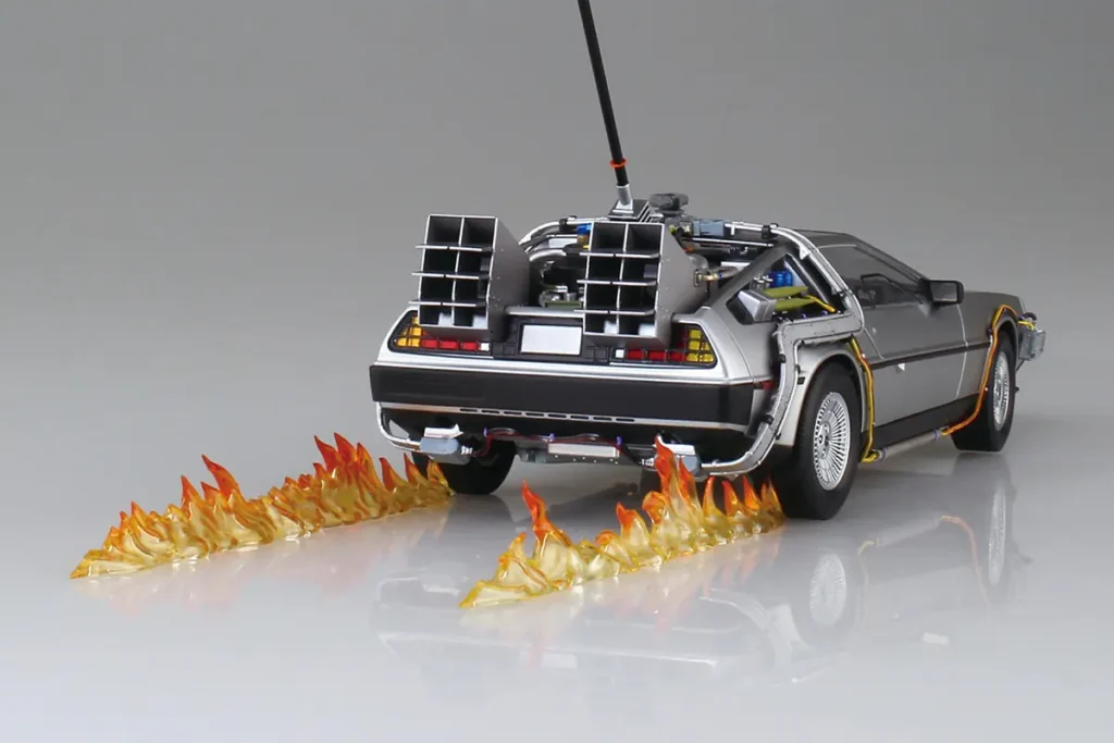 Aoshima BTTF I Time Machine Model Kit with Figure