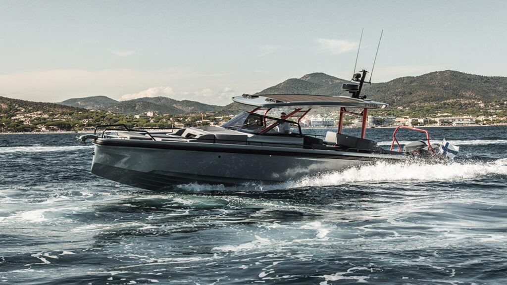 BRABUS Marine Shadow 38 Range