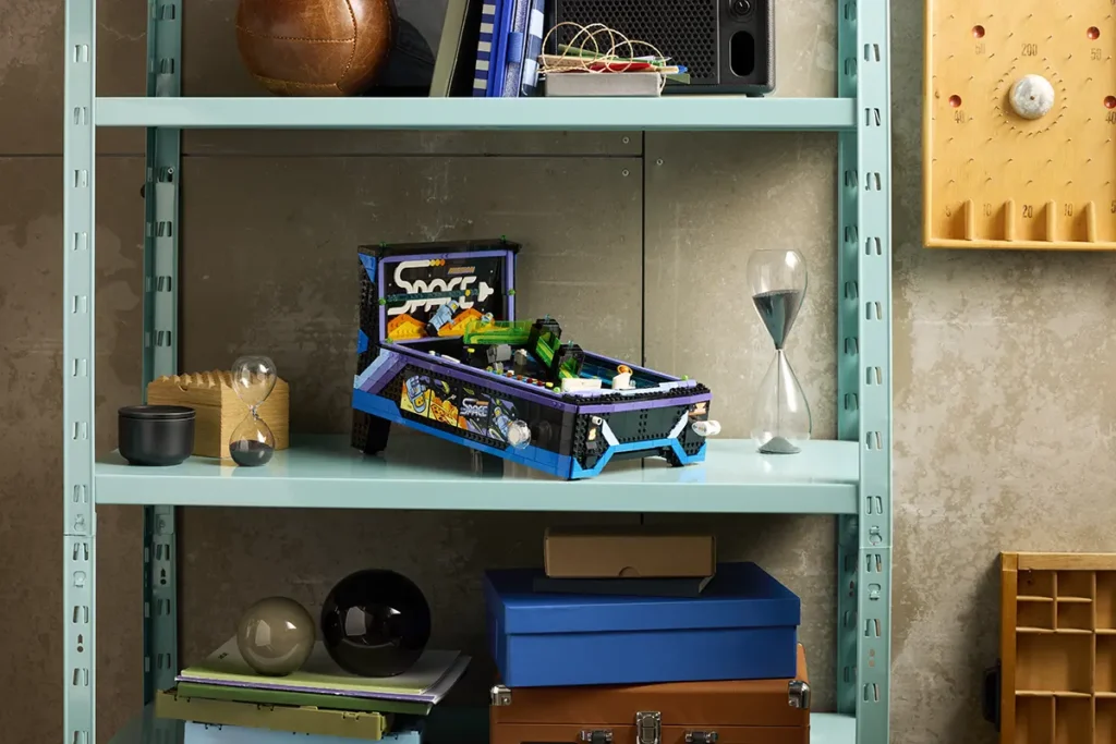 LEGO Icons Arcade Pinball Machine 11374