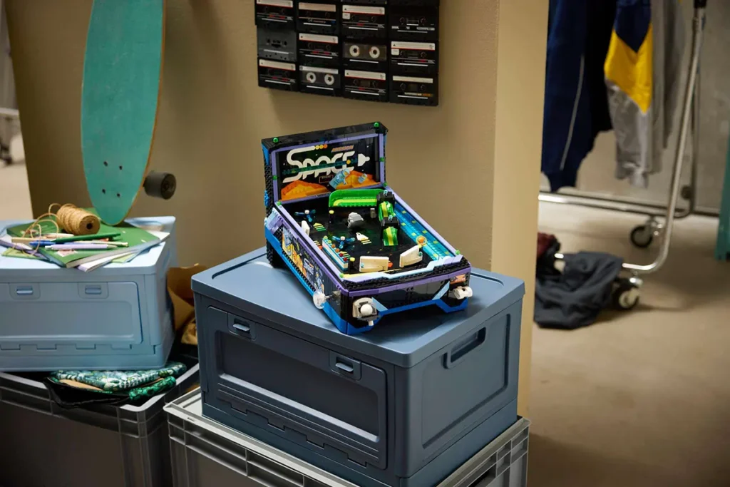 LEGO Icons Arcade Pinball Machine 11374