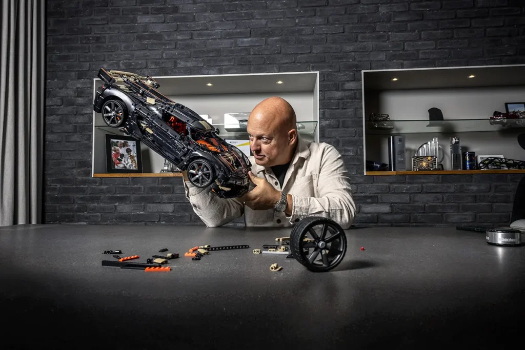 LEGO Technic Koenigsegg Sadair’s Spear Megacar 42232