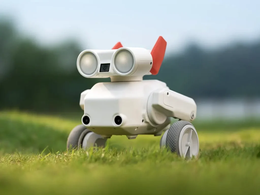 Beni Camera Robot by Mondo Robotics