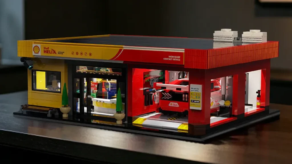 CaDA Bricks Shell Service Station C66025W