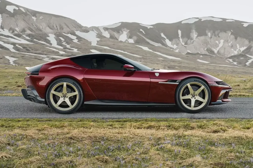 Ferrari 12Cilindri Manuale