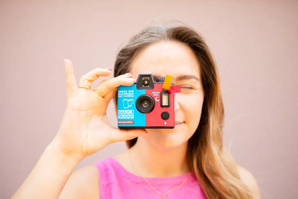 Half-frame Simple Use Reloadable Film Camera