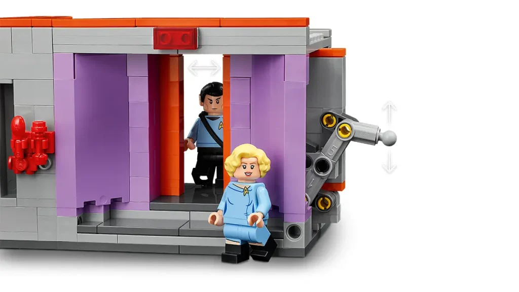 LEGO Icons Star Trek U.S.S. Enterprise NCC-1701 Bridge 11385