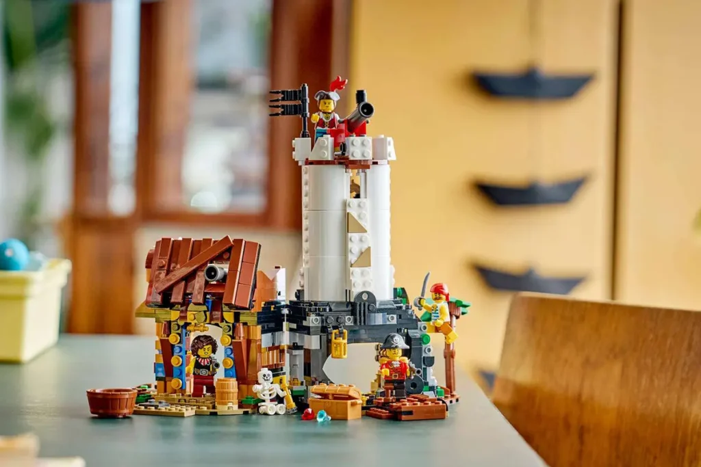 LEGO Creator 3-in-1 Iconic Pirate Ship (31387)