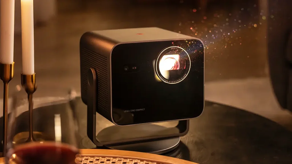 Leica Cine Compact 1 Projector