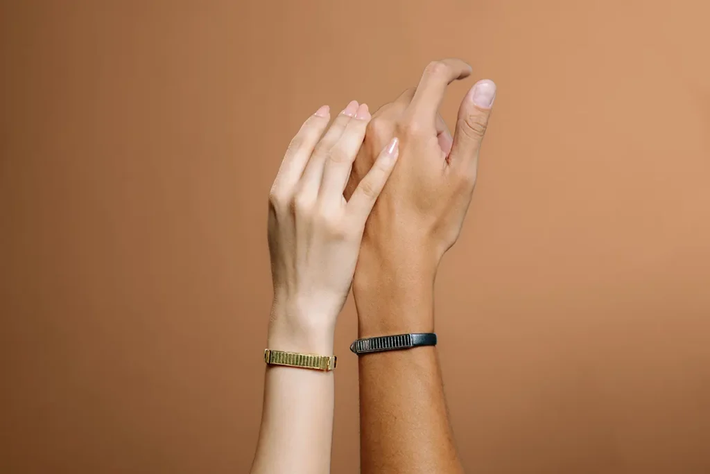 Lumysi Jewelry-inspired Health Band