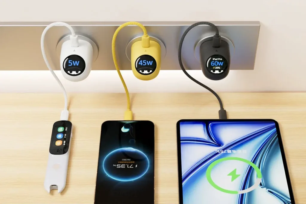 Torras Big Eye Smart Display Charger
