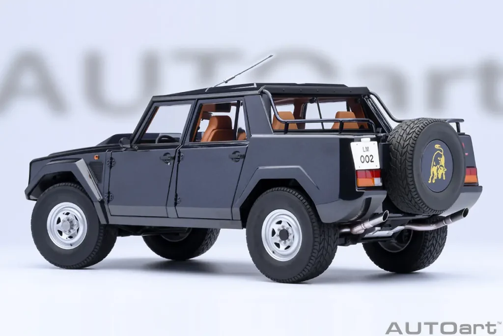 AUTOart 1:18 Lamborghini LM002