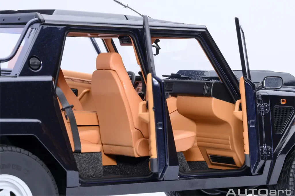 AUTOart 1:18 Lamborghini LM002