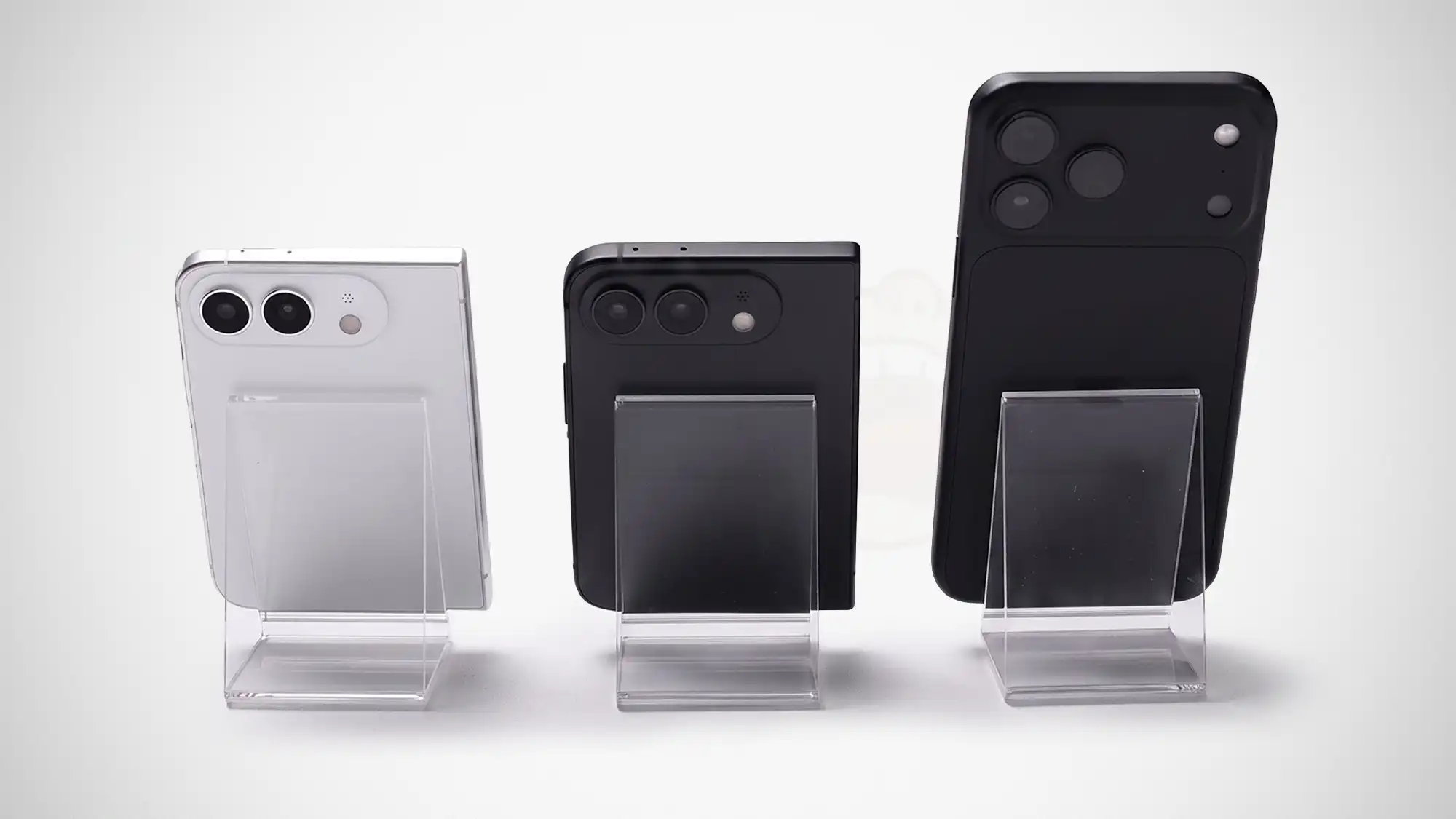 Caviar Lab iPhone 18 & Ultra Mockups